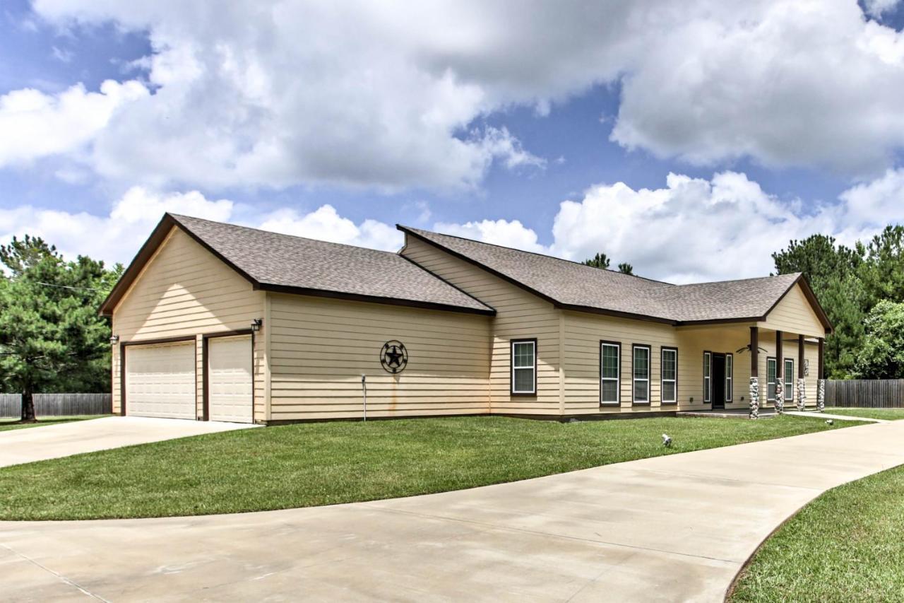 Texas Vacation Rental With Fireplace, Near Lakes Marshall Extérieur photo